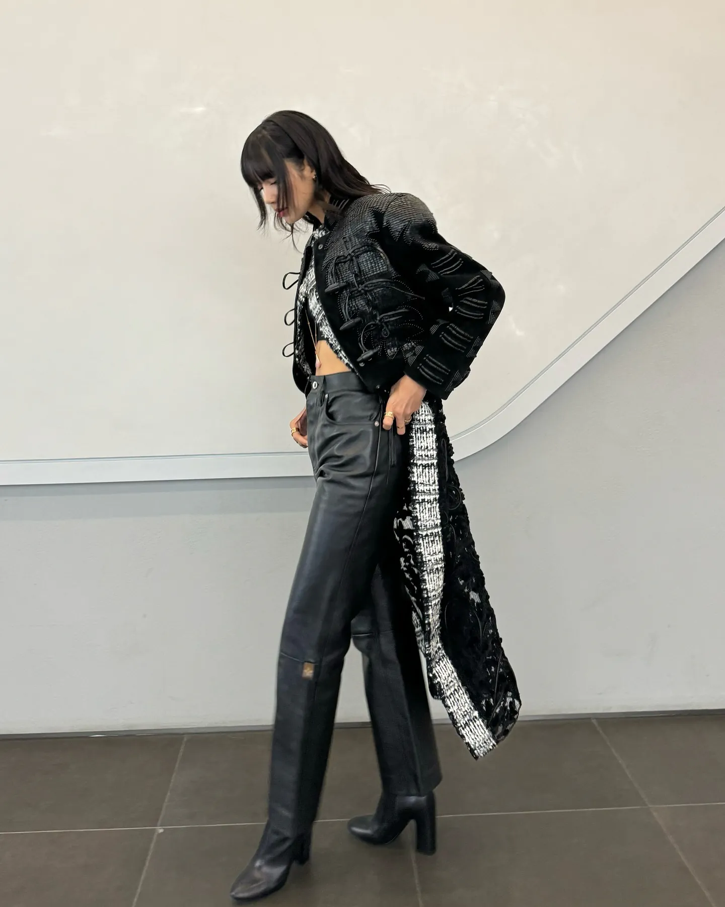 Lisa (Black Pink) - lisa-black-pink-hot-2.webp